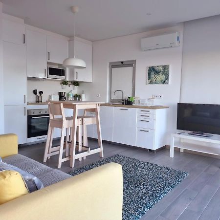 Bay House - Seascape Apartment Понта-Делгада Экстерьер фото